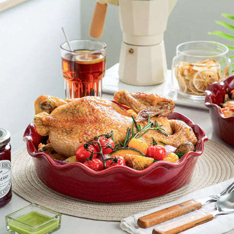 Cherry Red Fluted Pie Pan with fruit and roasted chicken – versatile stoneware, glossy glaze – ideal for baking and serving-vancasso