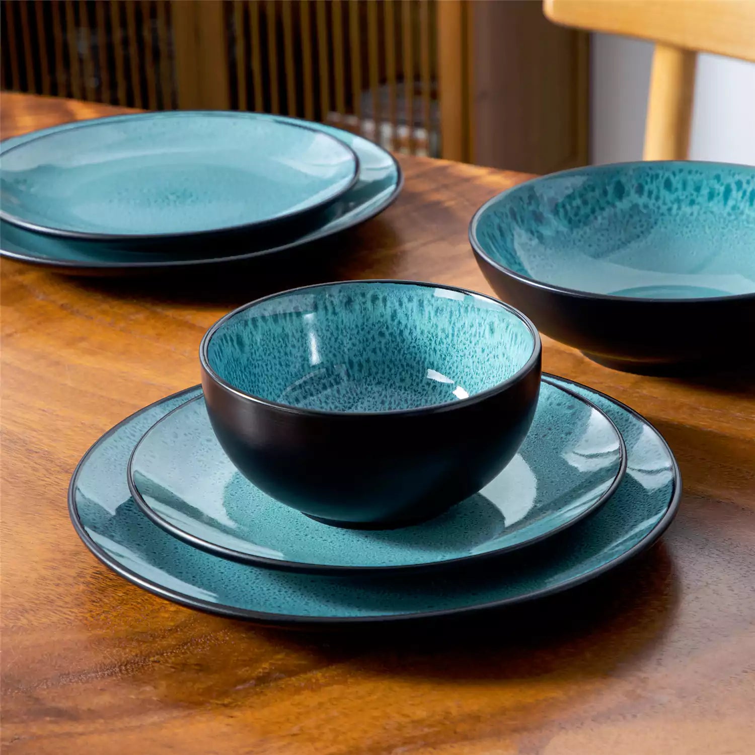 vancasso Bubble 16-Piece Dinnerware Set With Soup Bowls Featuring Glossy Reactive Glaze Bubble Patterns For A Modern Farmhouse Charm - Green