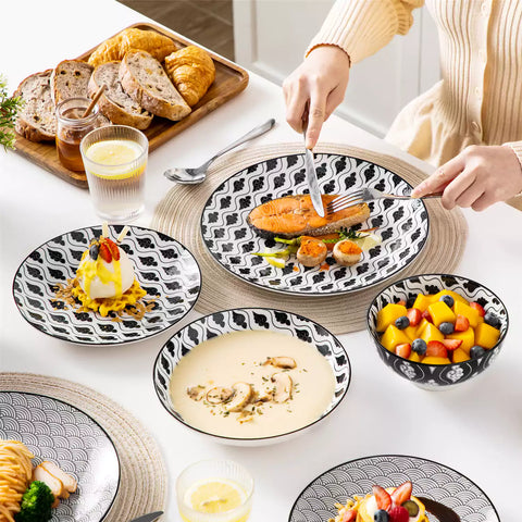 vancasso Haruka 16-Piece Dinnerware Set With Soup Bowls, Showcasing A Japanese Design That Blends Simplicity With Refined Functionality.