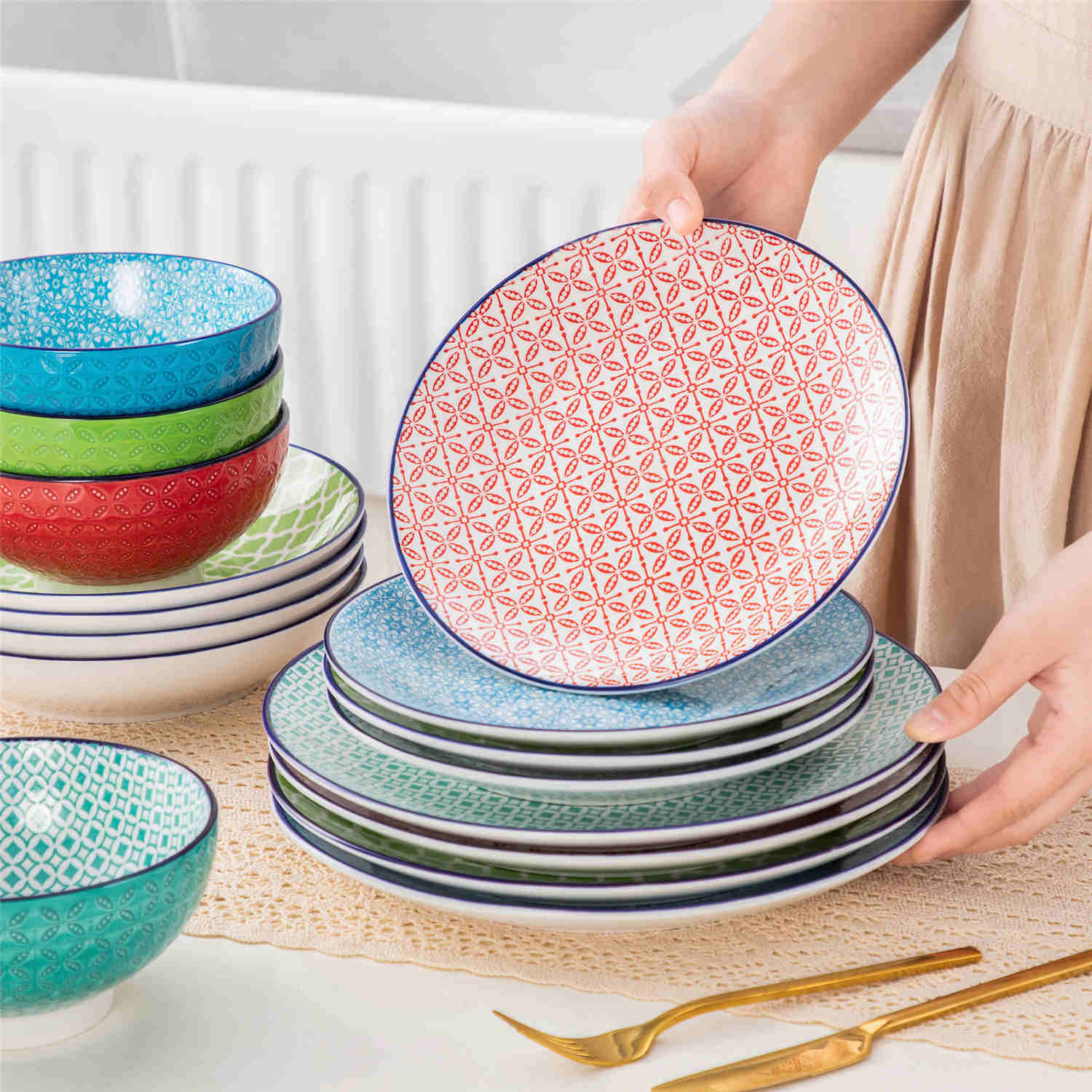 vancasso Macaron 16-Piece Dinnerware Set With Soup Bowls, Featuring Turquoise Geometric Patterns And A Glossy Porcelain Finish, Perfect For Adding Elegance And Style To Any Dining Table.