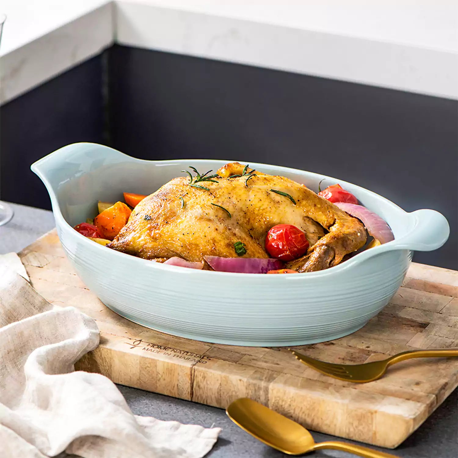 Presti Oval Baking Dishes Set of 2 in Lake Blue & Earthy Brown – versatile stoneware – perfect for roasting chicken with style-vancassso