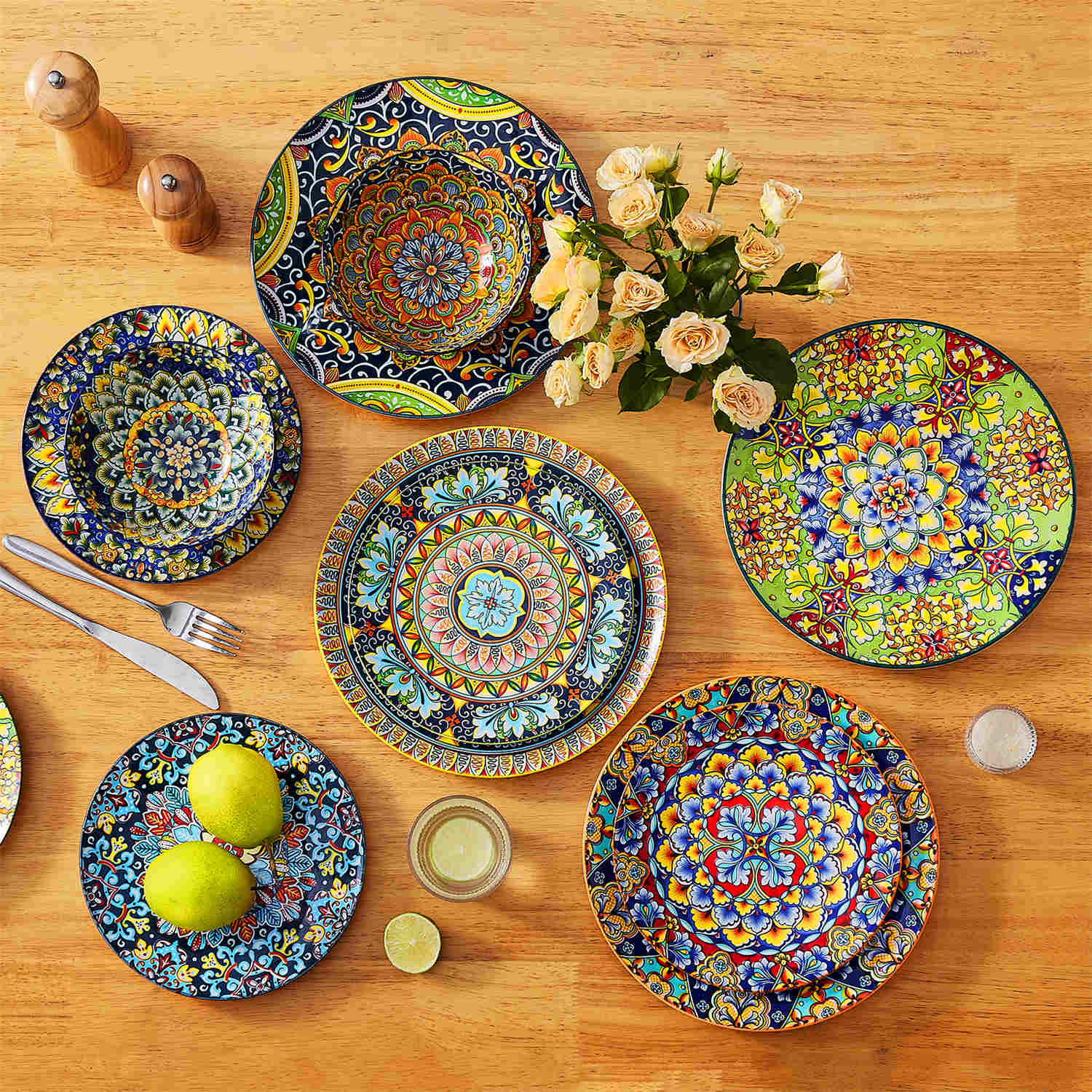 Boho Chic Simi 18-Piece Porcelain Dinnerware Set - Service for 6 - Includes Plates and Bowls-vancasso