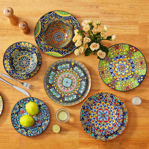 Boho Chic Simi 18-Piece Porcelain Dinnerware Set Plates and Bowls Set