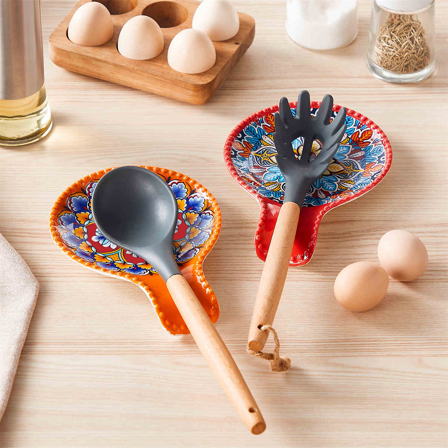 vancasso Simi Porcelain Flame Red Spoon Rests With Bohemian Patterns Ideal For Keeping Countertops Clean And Adding A Stylish Touch To Cooking Spaces