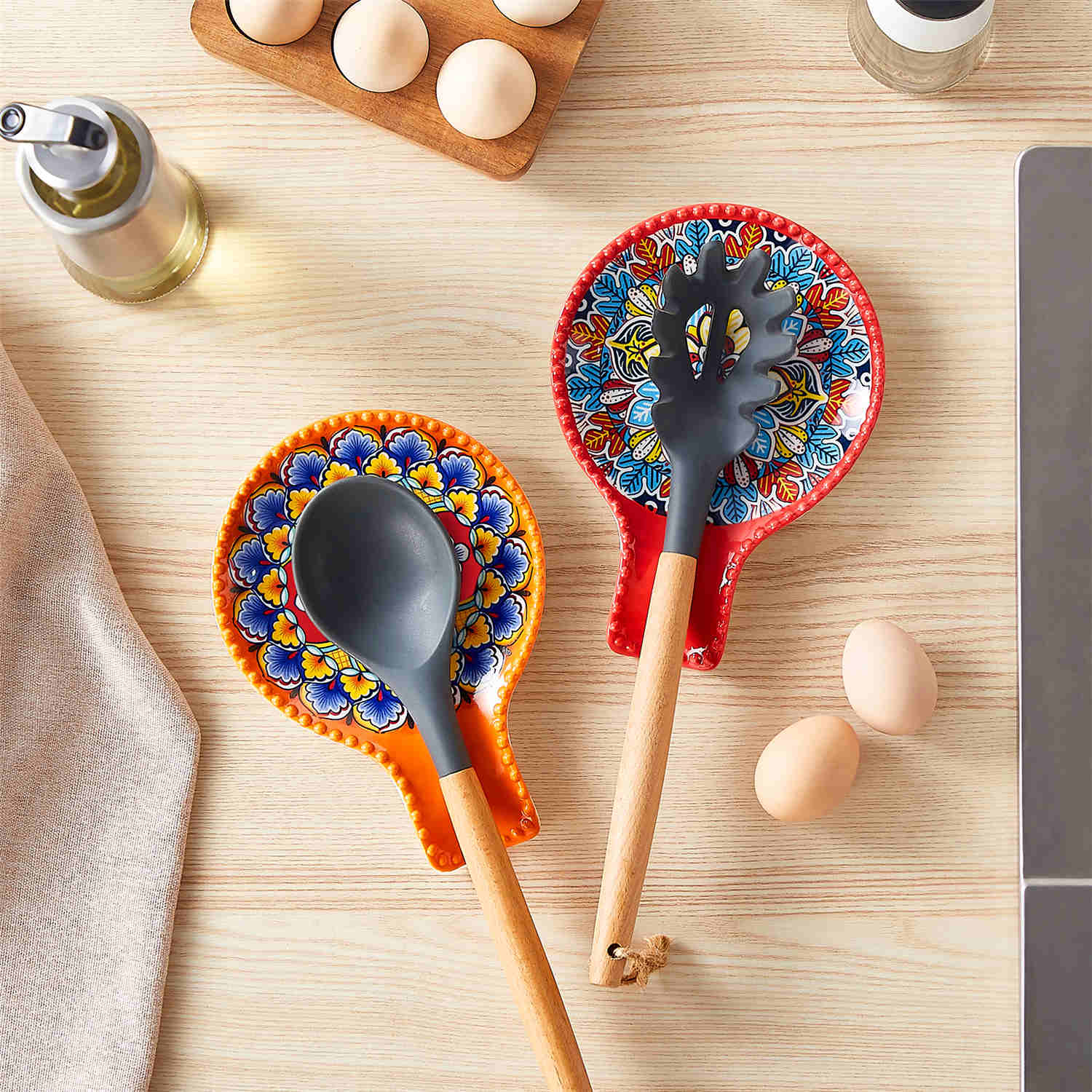 vancasso Simi Porcelain Flame Red Spoon Rests With Bohemian Patterns Ideal For Keeping Countertops Clean And Adding A Stylish Touch To Cooking Spaces