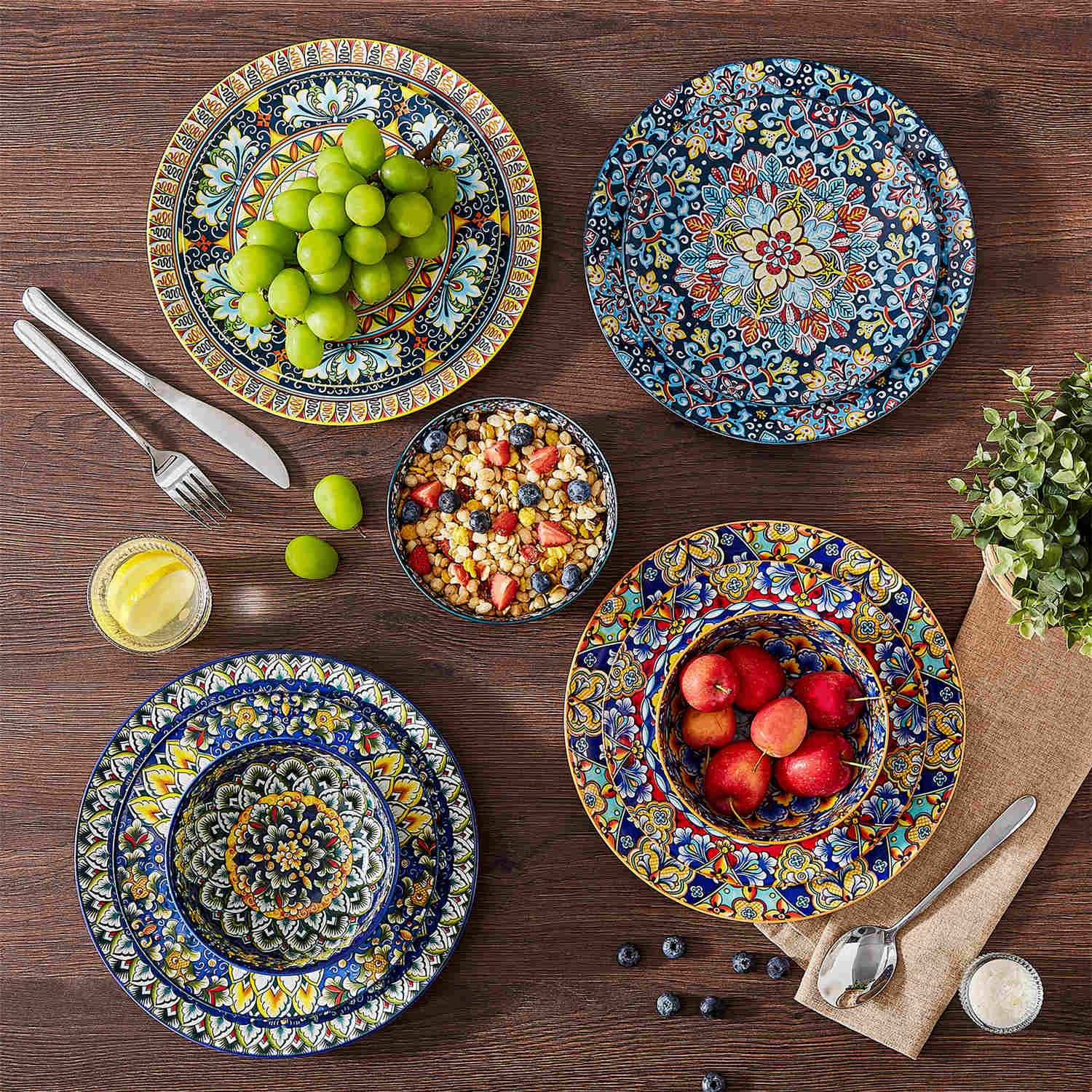 vancasso Simi 18-Piece Porcelain Dinnerware Set Featuring Double-Sided Bowls, Blending Bohemian Charm With Practicality For A Stylish Dining Experience.