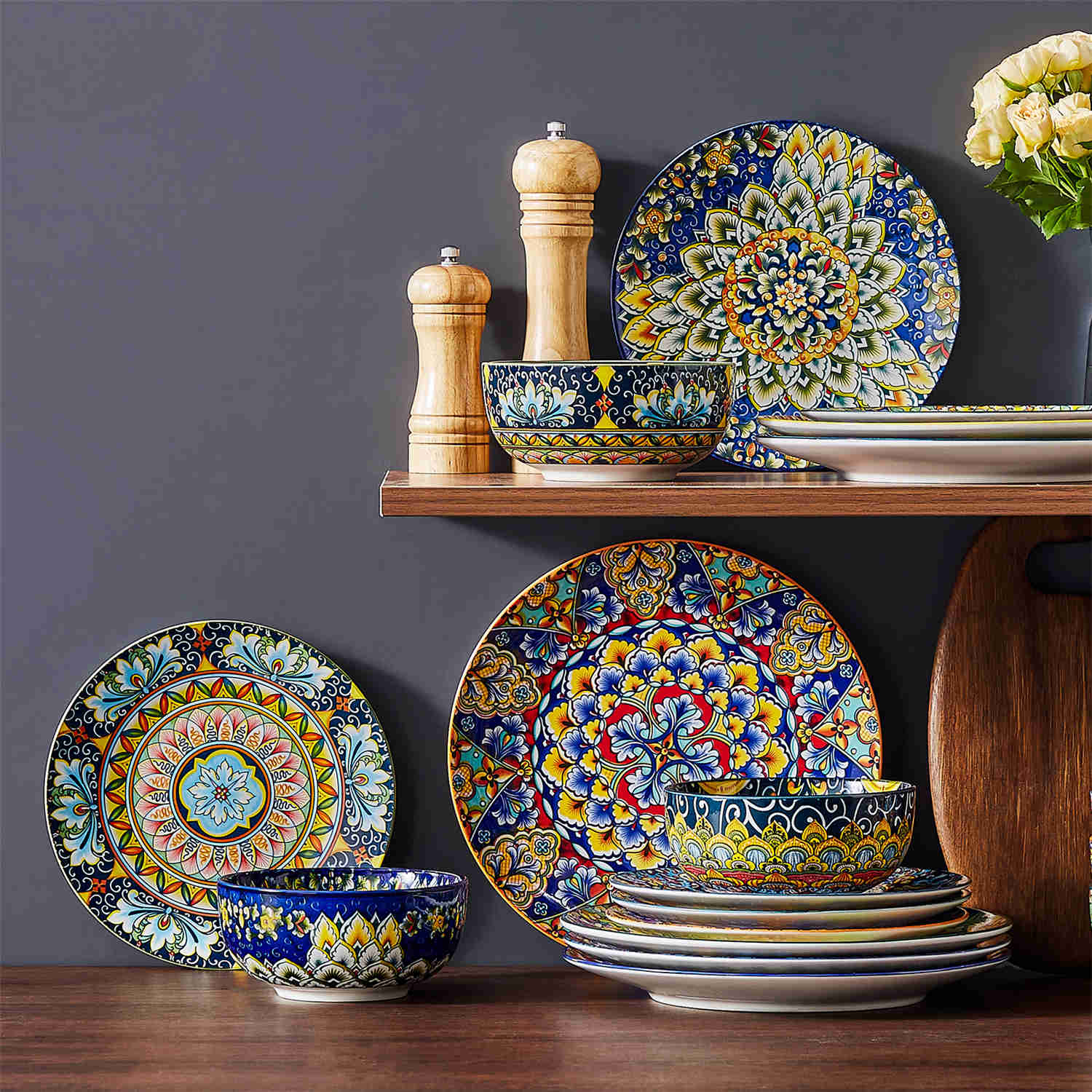 vancasso Simi 18-Piece Porcelain Dinnerware Set Featuring Double-Sided Bowls, Blending Bohemian Charm With Practicality For A Stylish Dining Experience.