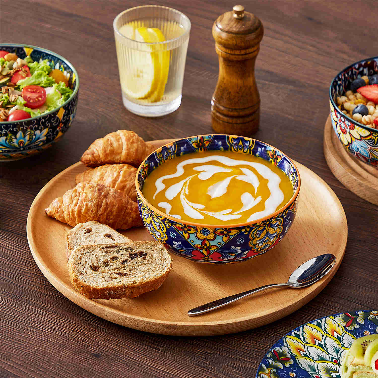 vancasso Simi 18-Piece Porcelain Dinnerware Set Featuring Double-Sided Bowls, Blending Bohemian Charm With Practicality For A Stylish Dining Experience.