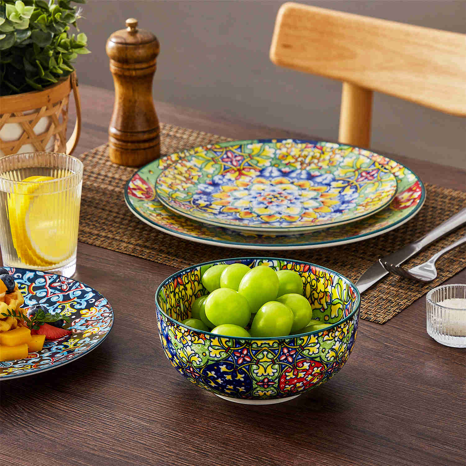 vancasso Simi 18-Piece Porcelain Dinnerware Set Featuring Double-Sided Bowls, Blending Bohemian Charm With Practicality For A Stylish Dining Experience.