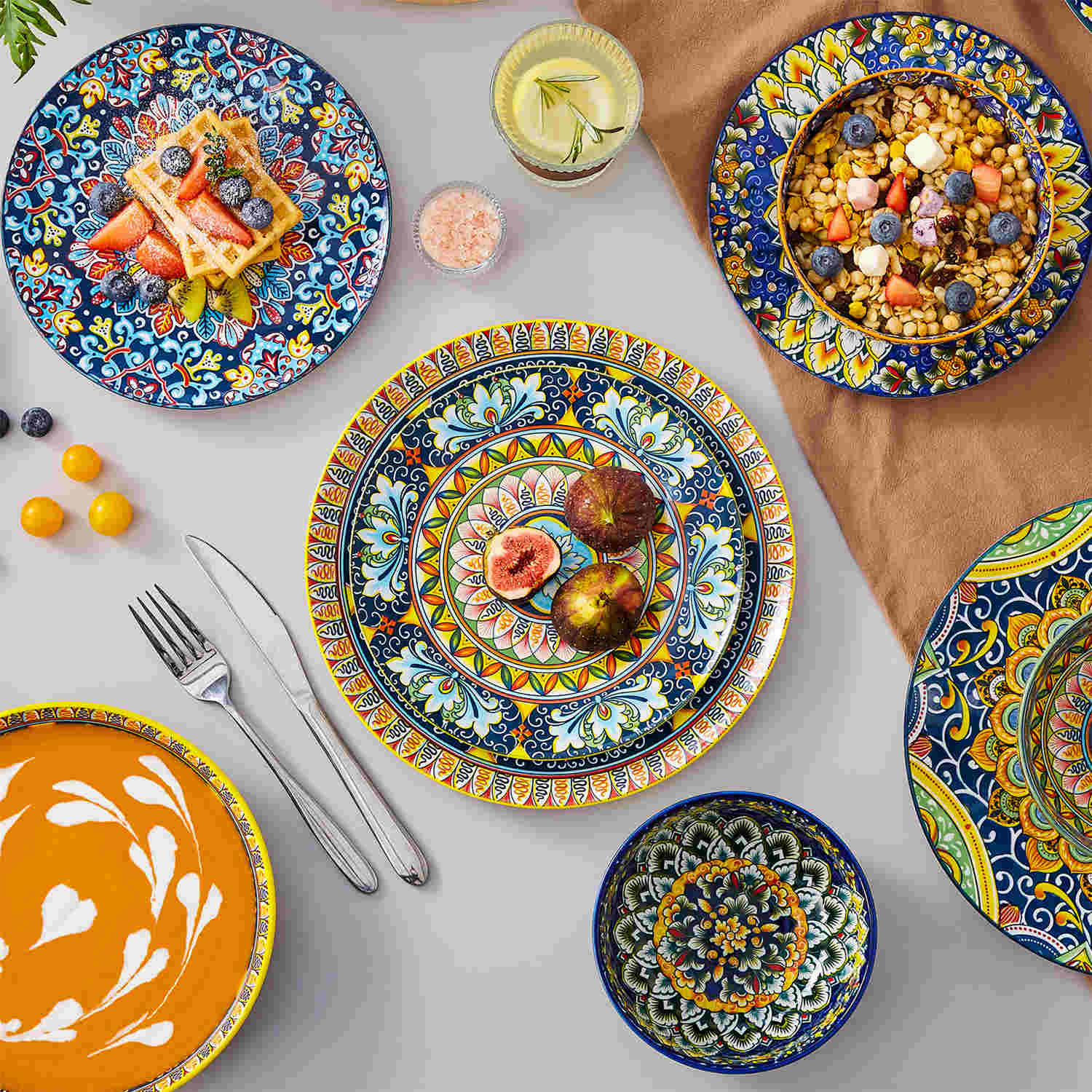 vancasso Simi 24-Piece Dinnerware Set With Double-Sided Bowls, Showcasing Vibrant Bohemian Patterns For An Elegant And Versatile Table Setting.