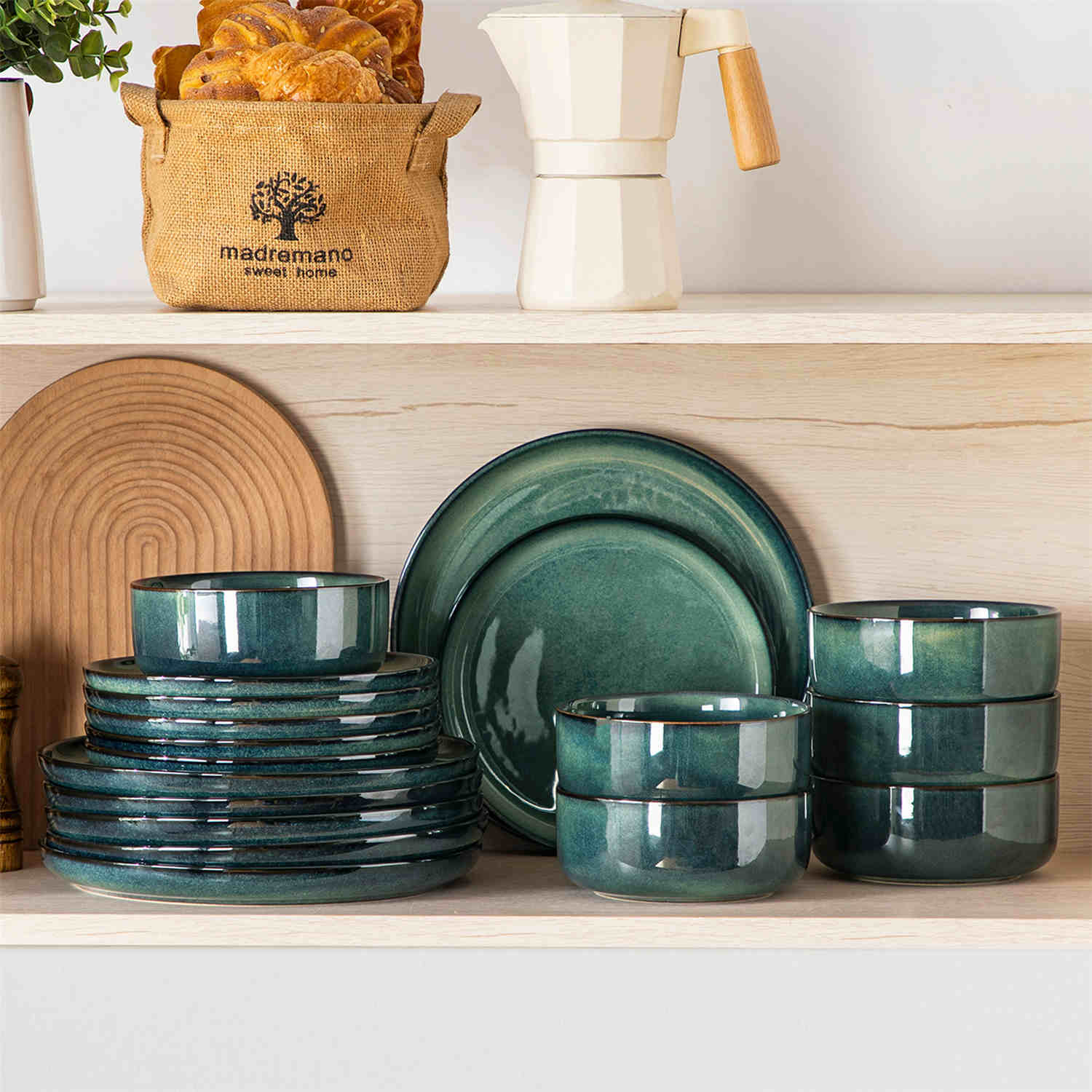 vancasso Starry 18-Piece Dinnerware Set With Straight Edges And A Radiant Reactive Glaze For A Modern Stylish Look - Green