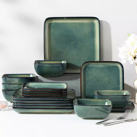 Stern 18-Piece Dinnerware Set With A Stunning Reactive Glaze For A Modern And Elegant Touch - Green